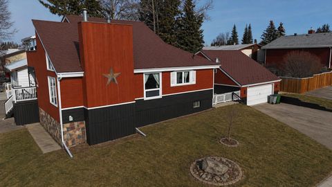 Photo of 1401 54 Street St, Edson, AB T7E 1H5 (MLS # A2287412)