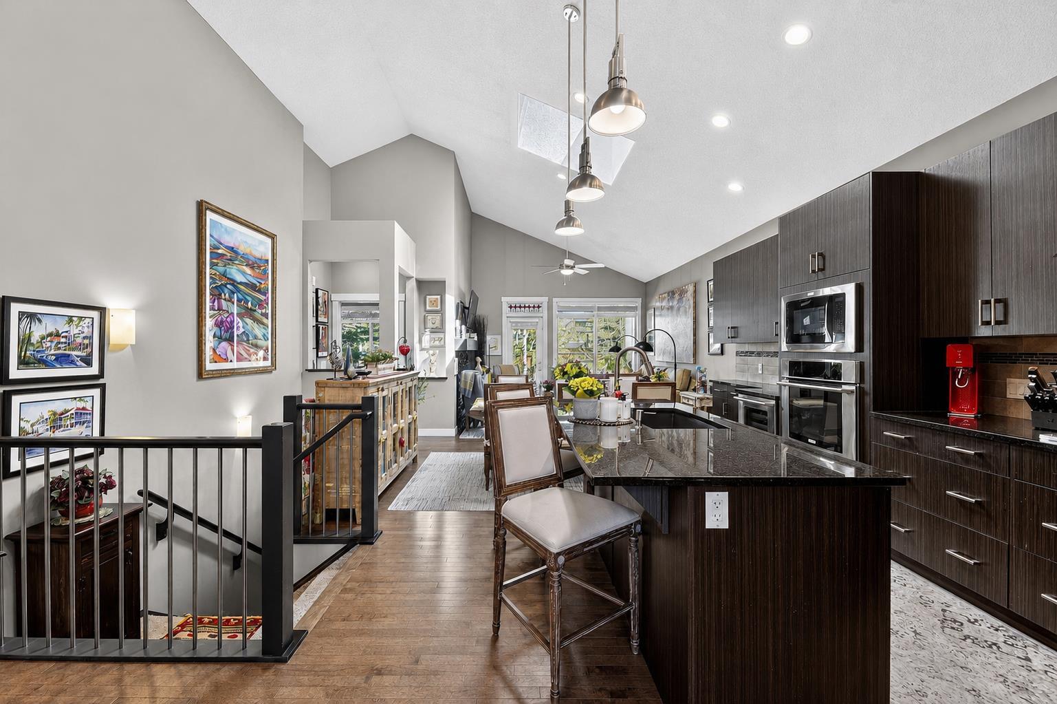 43 Cortina Villas SW