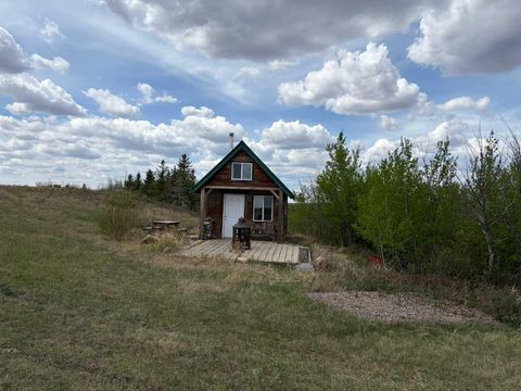 Photo of Range 180 434 Township, Rural Camrose County, AB T4V 2S8 (MLS # A2321346)