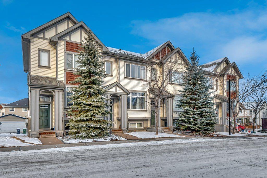 15 Copperpond Close SE