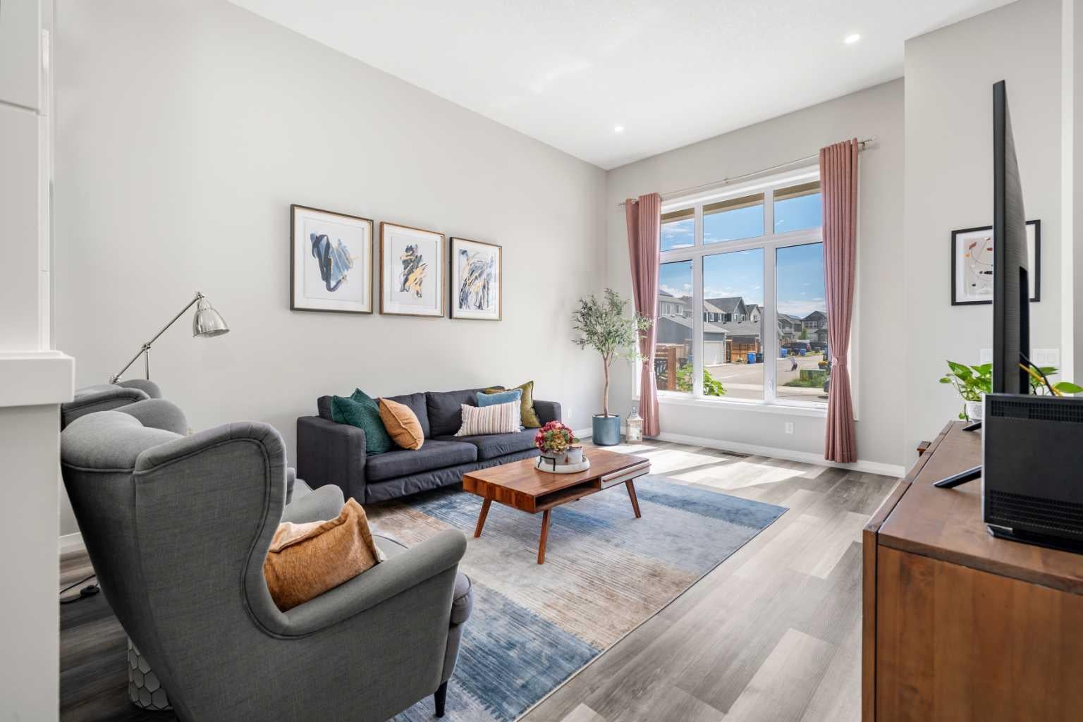 374 Magnolia Square SE