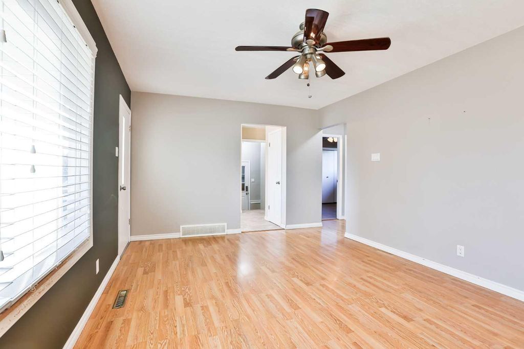 Photo of 421 52 Avenue, Coalhurst, AB T0L 0V0 (MLS # A2266466)