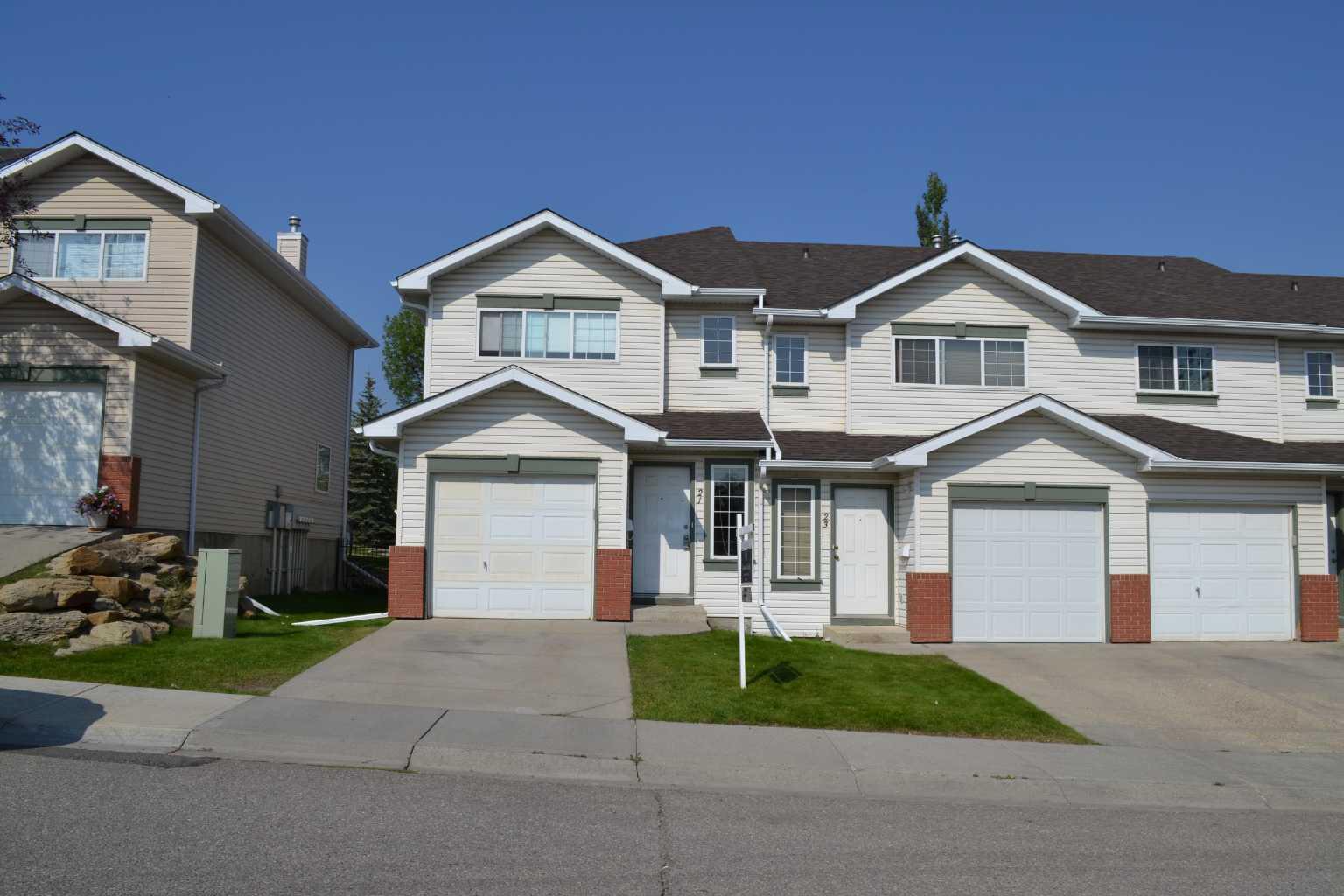21 Country Hills Rise NW