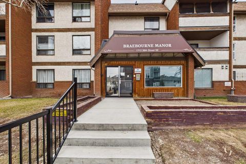 1712 38 Street SE 111 Calgary AB T2A 1H1