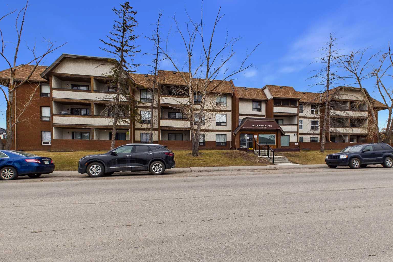 1712 38 Street SE 111