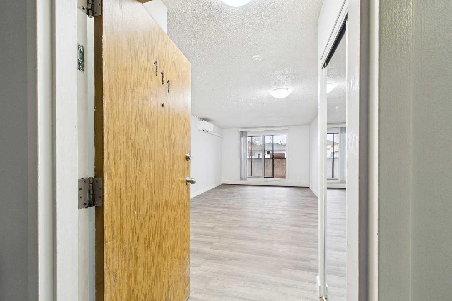 1712 38 Street SE 111