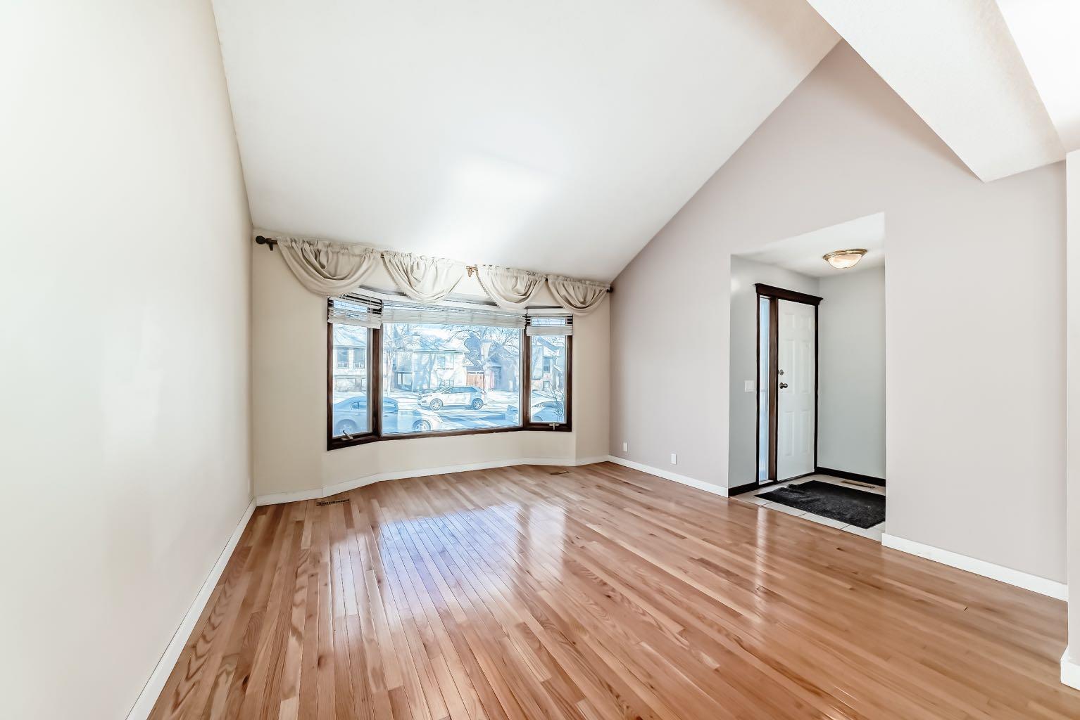 8007 Ranchview Drive NW