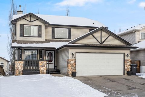 Photo of 104 Cove Crescent, Chestermere, AB T1X 5J1 (MLS # A2272792)