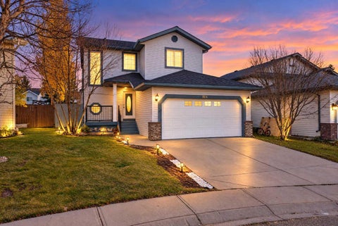 Photo of 364 Woodside Circle NW, Airdrie, AB T4B 2J8 (MLS # A2354905)