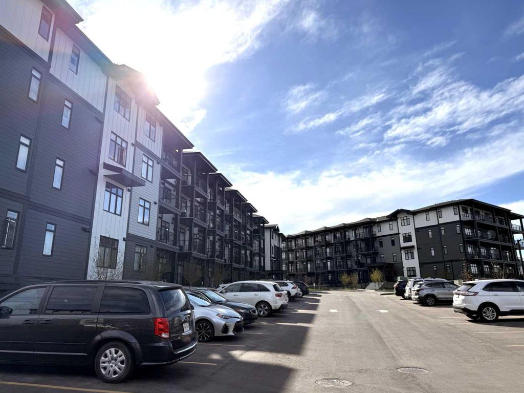 Photo of 70 Sage Hill Walk NW #106, Calgary, AB T3R 2H6 (MLS # A2311161)