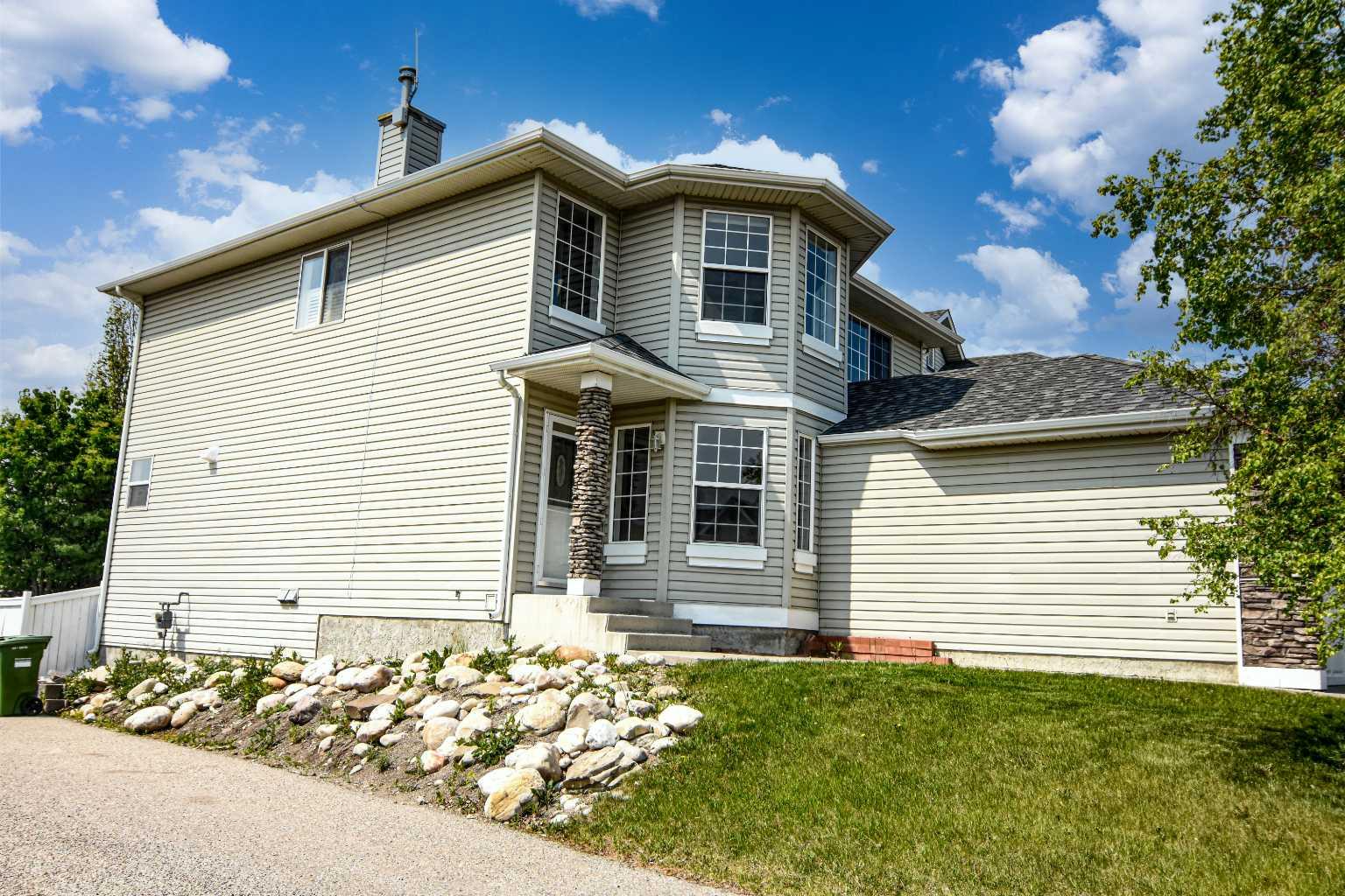 140 Arbour Butte Road NW