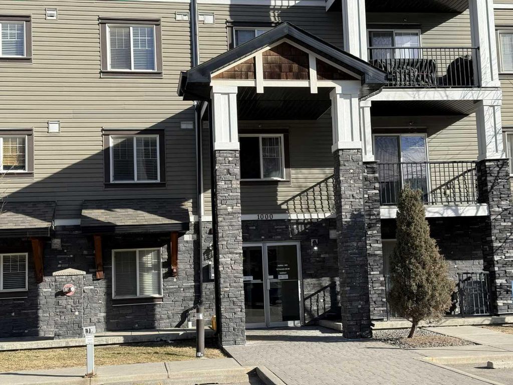 Photo of 175 Panatella Hill NW #1403, Calgary, AB T3K 0V9 (MLS # A2286350)