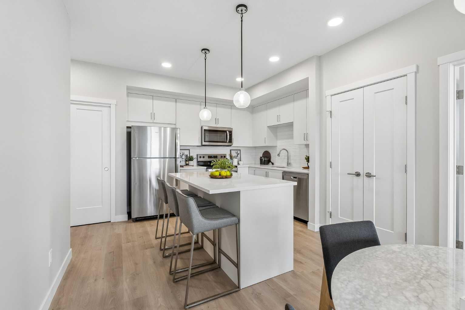 655 Shawnee Square SW 404