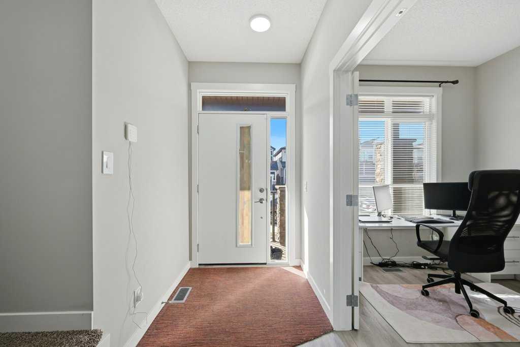 75 Howse Crescent NE