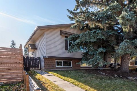 43 Midridge Gardens SE Calgary AB T2X 1C4
