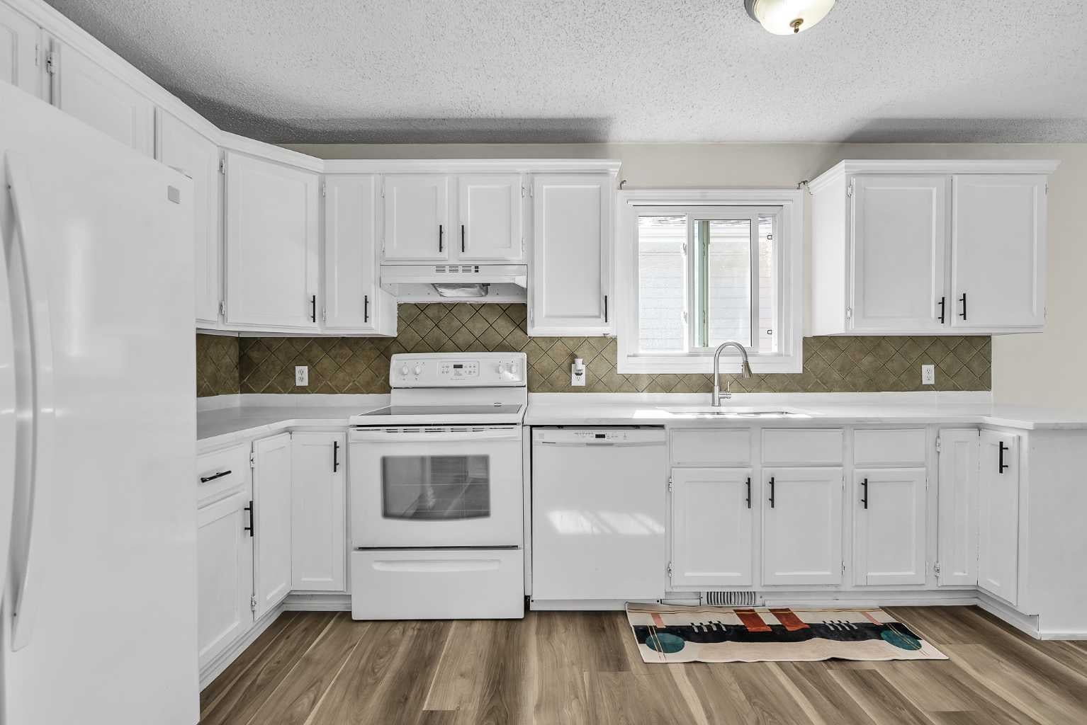 43 Taraglen Road NE
