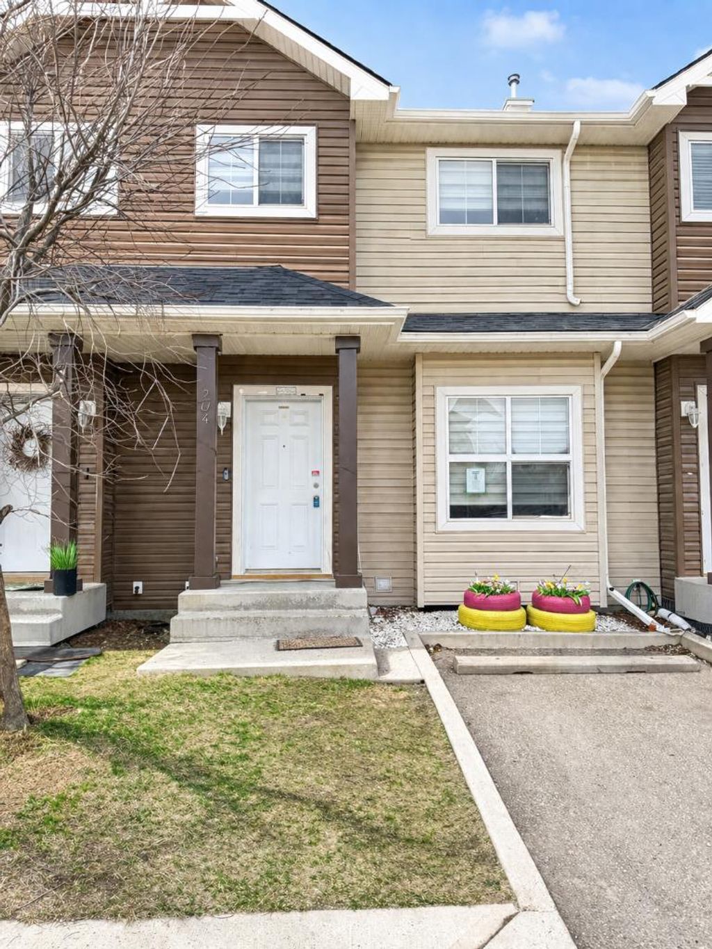 Photo of 111 Tarawood Lane NE #204, Calgary, AB T3J 0C1 (MLS # A2304955)
