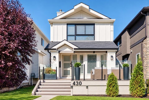 Photo of 430 56 Avenue SW, Calgary, AB T2V 0G5 (MLS # A2348906)