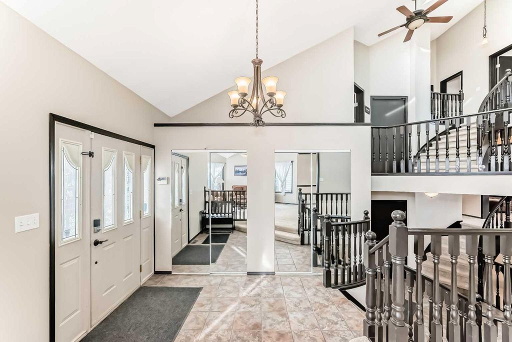 Photo of 5 Chinook Crescent, Beiseker, AB T0M 0G0 (MLS # A2283036)