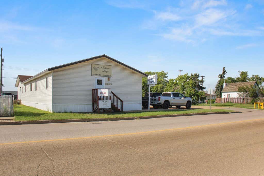 Photo of 5112 49 Street, Hardisty, AB T0B 1V0 (MLS # A2321212)