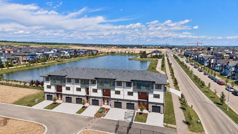 Photo of 30 Creekside Villas SW #704, Calgary, AB T1T 1Z1 (MLS # A2351825)