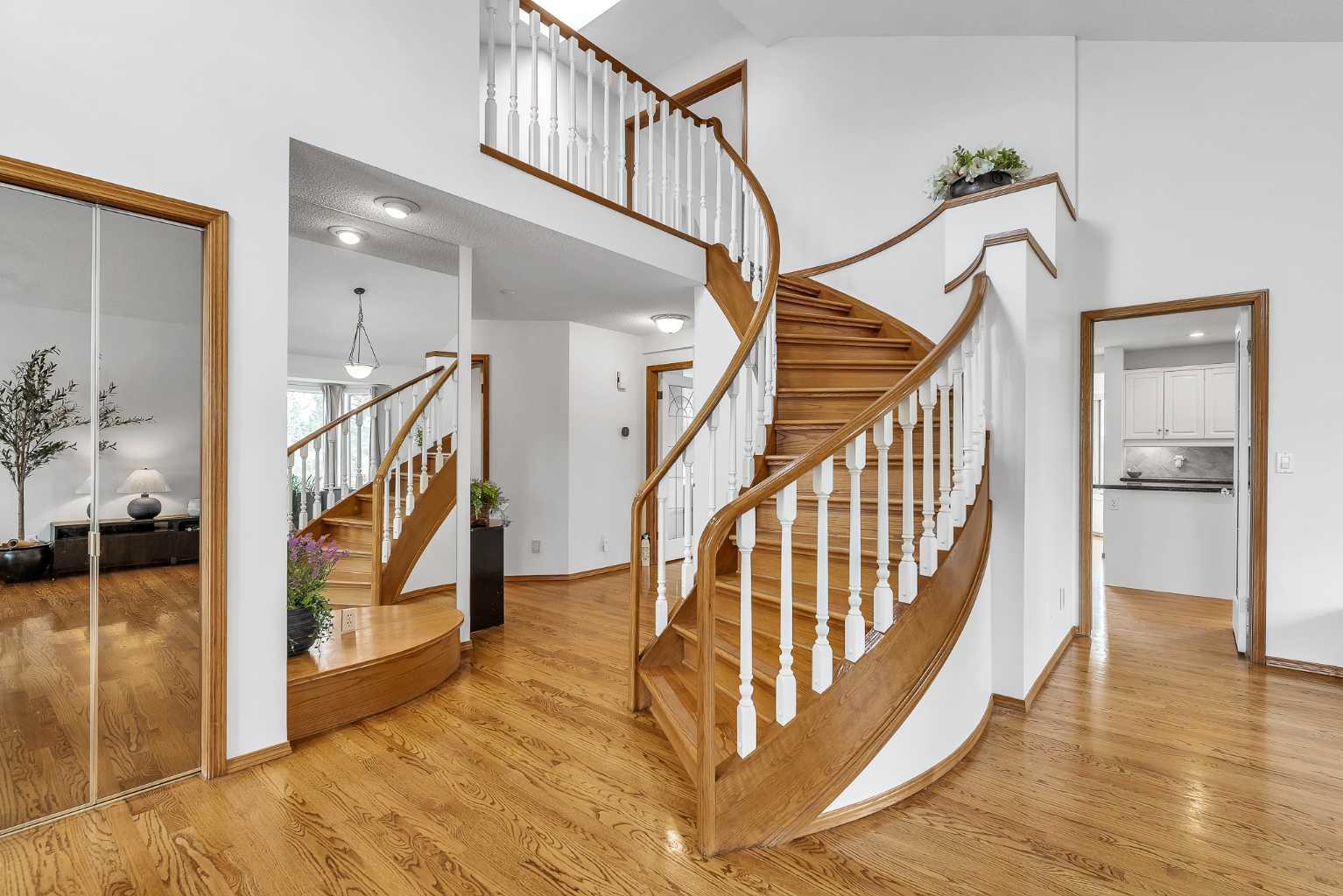 28 Woodpark Close SW