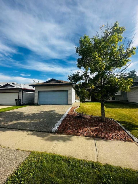 Photo of 10625 Royal Oaks Drive, Grande Prairie, AB T8V 8G3 (MLS # A2343139)