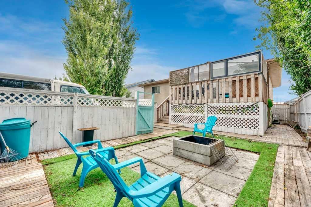 1907 Strathcona Terrace