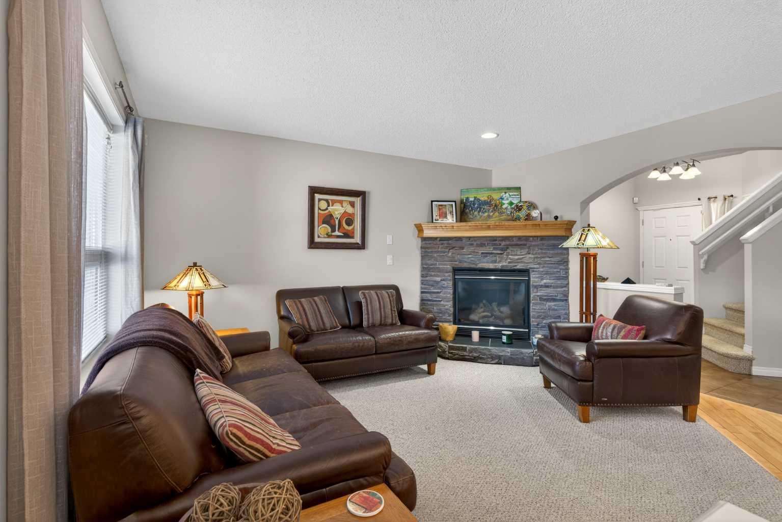 627 Auburn Bay Heights SE