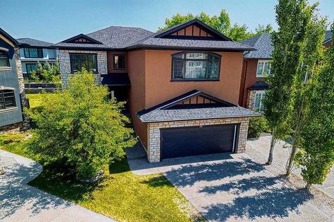 16 Rockcliff Point NW Calgary AB T3G 5Z4