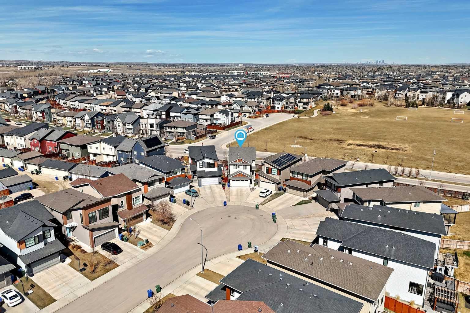 35 Walden Mount SE