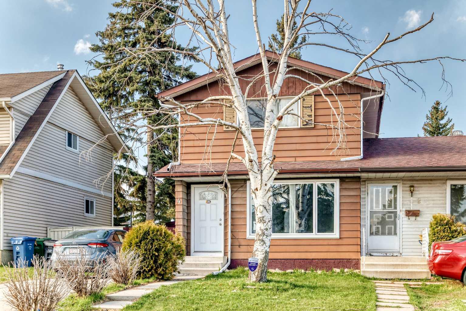 4 Fonda Crescent SE