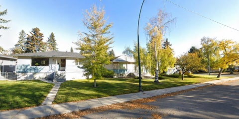 Photo of 708 55 Avenue SW, Calgary, AB T2V 0G3 (MLS # A2335557)