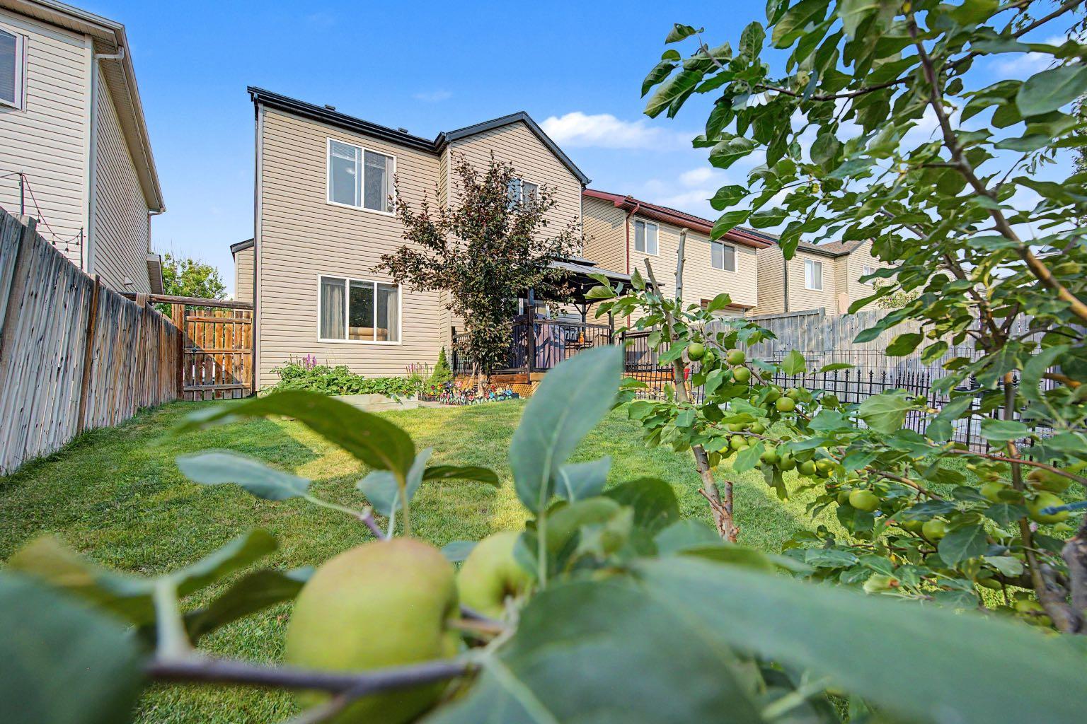 1600 Copperfield Boulevard SE