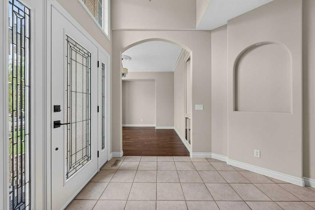 52 Sandstone Ridge Crescent