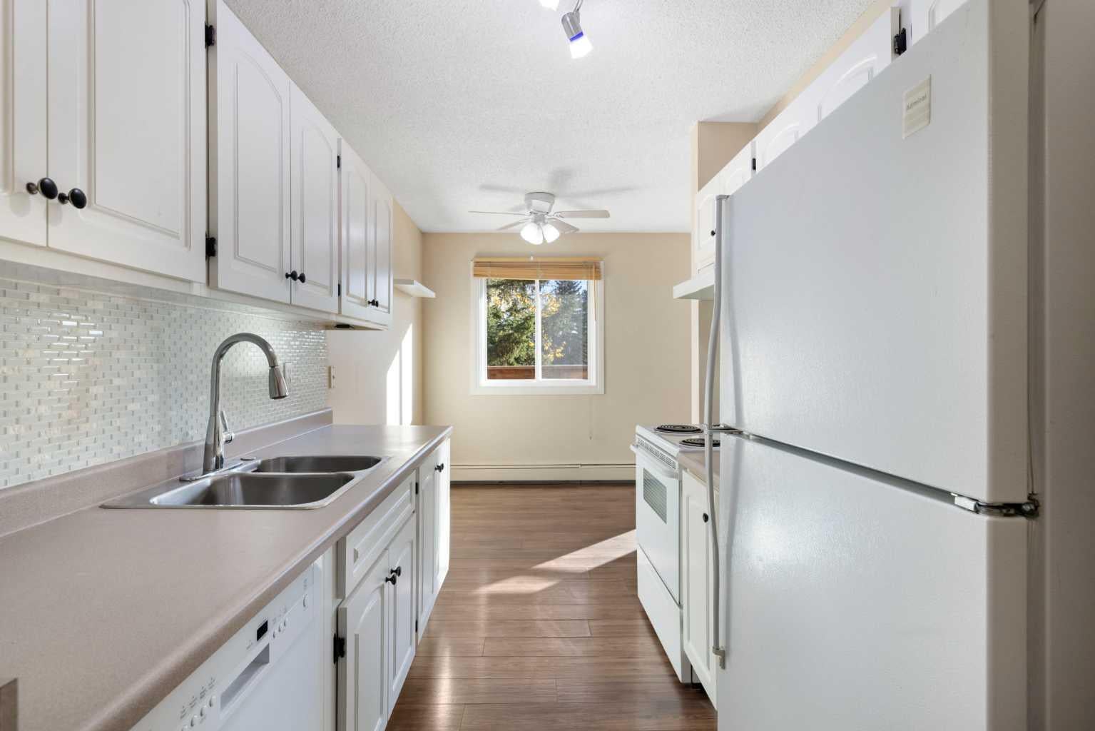 11620 Elbow Drive SW 932