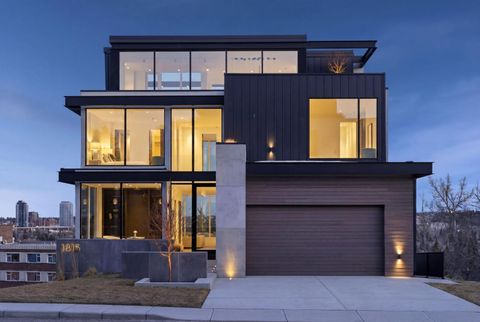 Photo of 1815 11 Avenue NW, Calgary, AB T2N 1H4 (MLS # A2302429)