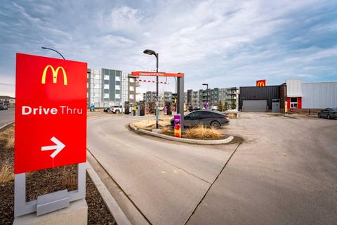 40 Carrington Plaza N 215 Calgary AB T3P 1X7