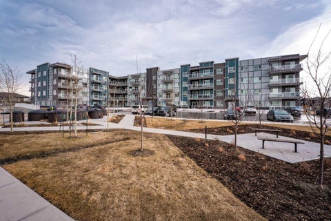 Photo of 40 Carrington Plaza N #215, Calgary, AB T3P 1X7 (MLS # A2301038)