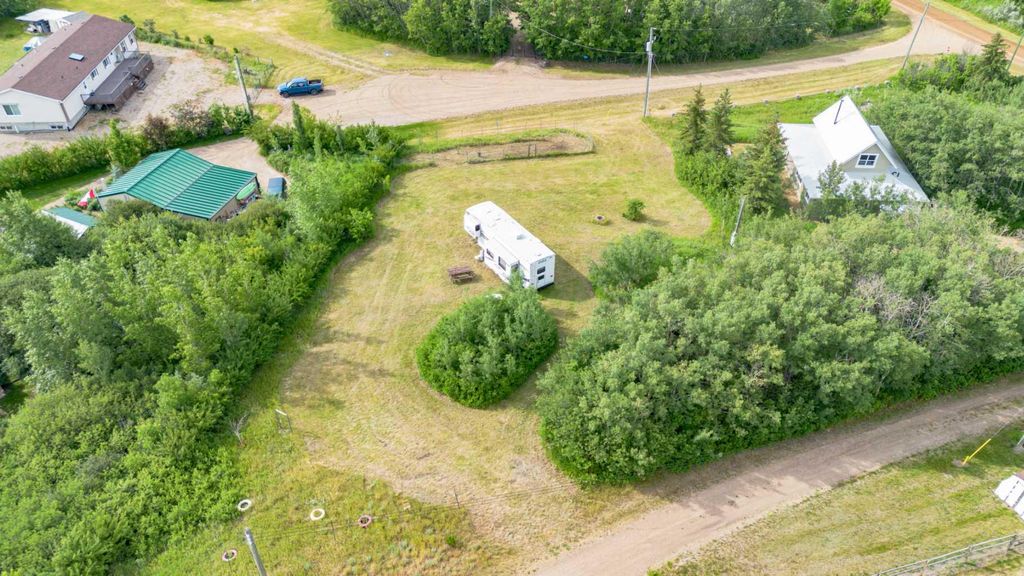 Photo of 5 Shelayne Crescent, White Sands, AB T0C 3B0 (MLS # A2310438)