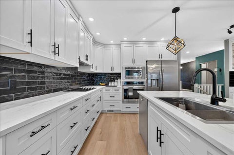 Photo of 33 Stonegate Drive NW #23, Airdrie, AB T4B 2V9 (MLS # A2329160)