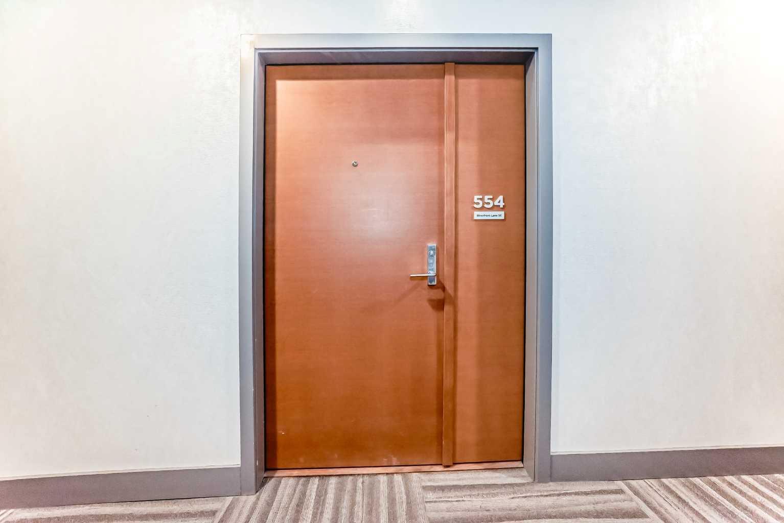 554 Riverfront Lane SE