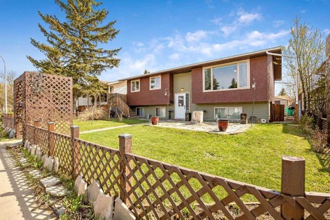 Photo of 13 Park Road, Strathmore, AB T1P 1H6 (MLS # A2309316)