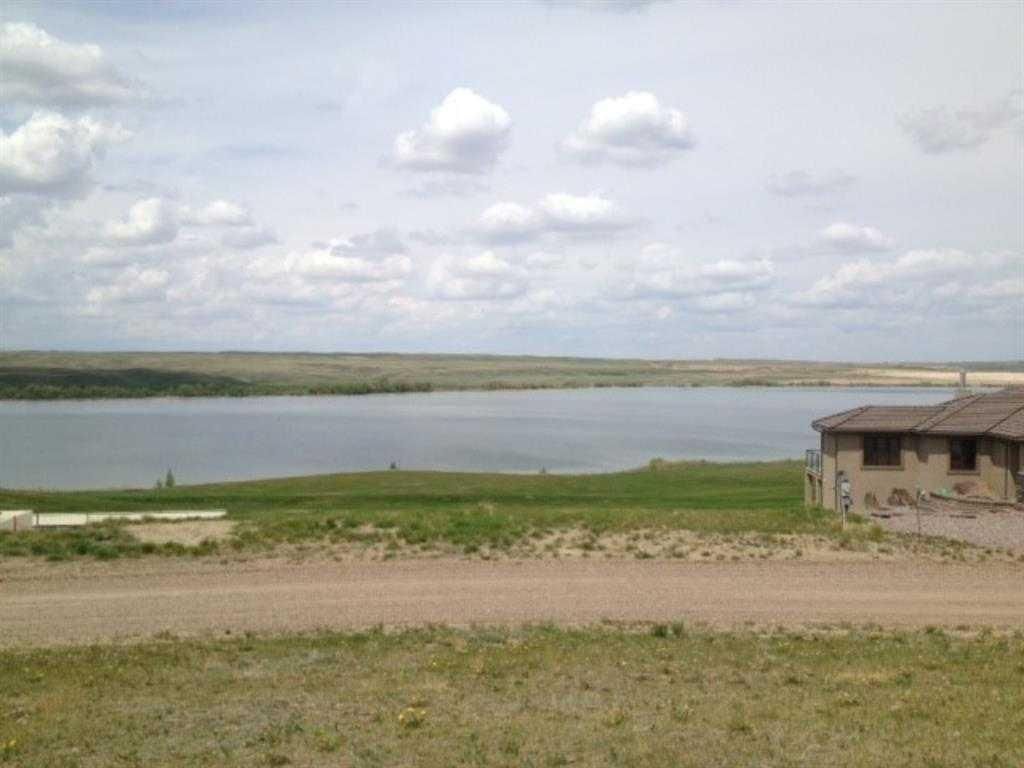 Photo of 206 Royal Oak Lane S, Rural Vulcan County, AB T0L 0R0 (MLS # A2303415)