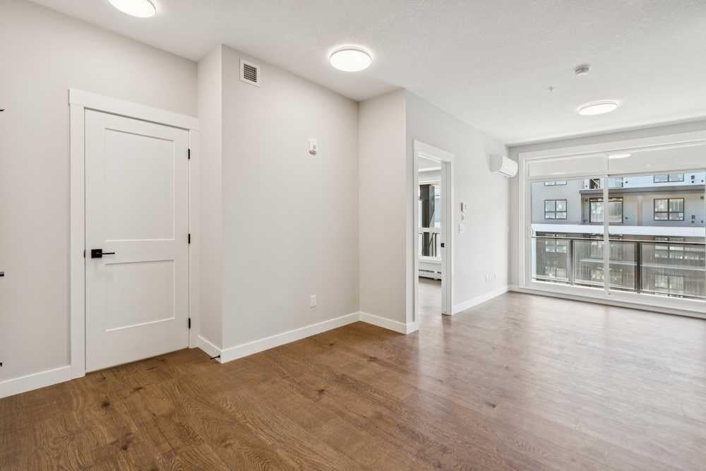 14910 1 Street NW 1215