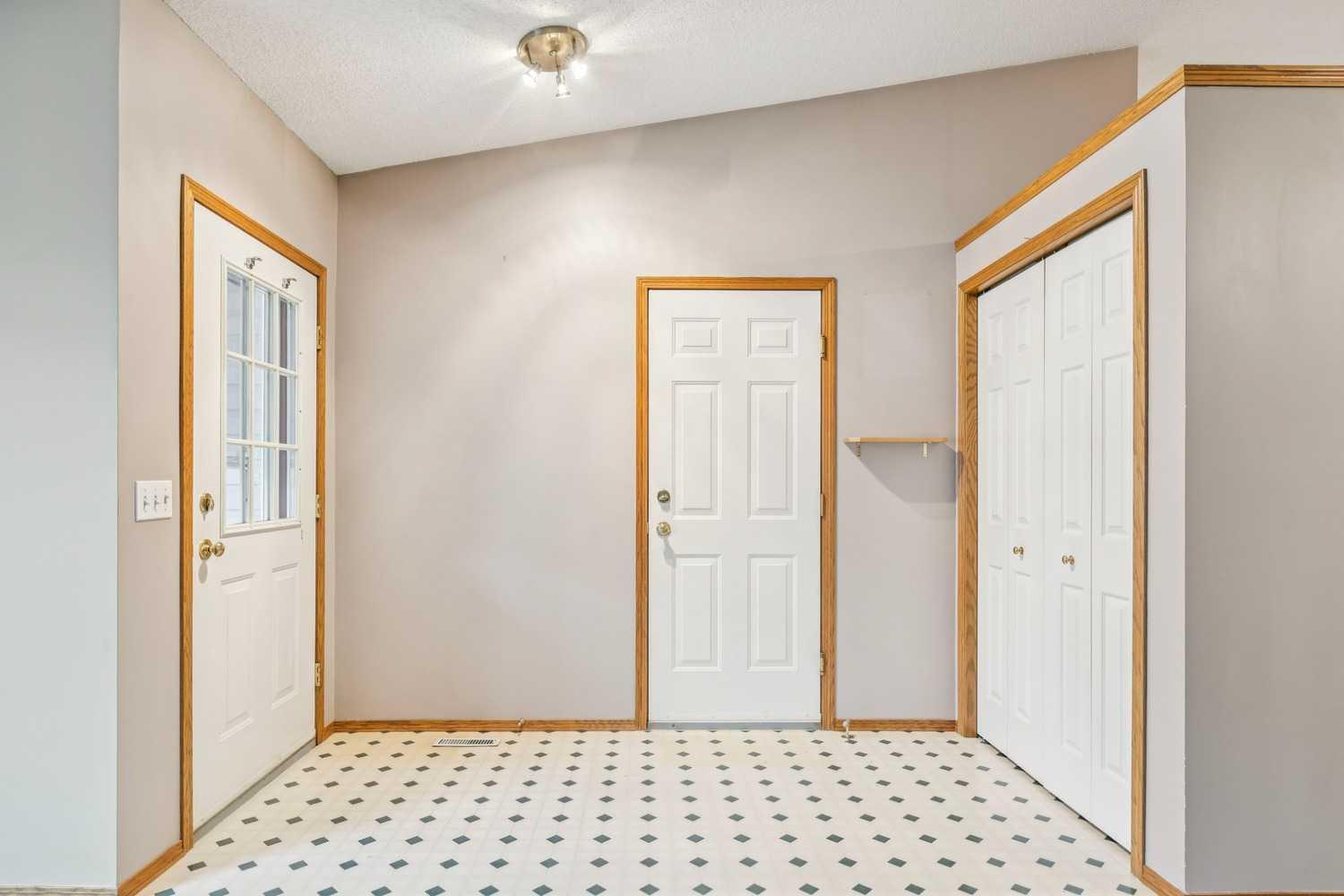 42 Harvest Oak Circle NE