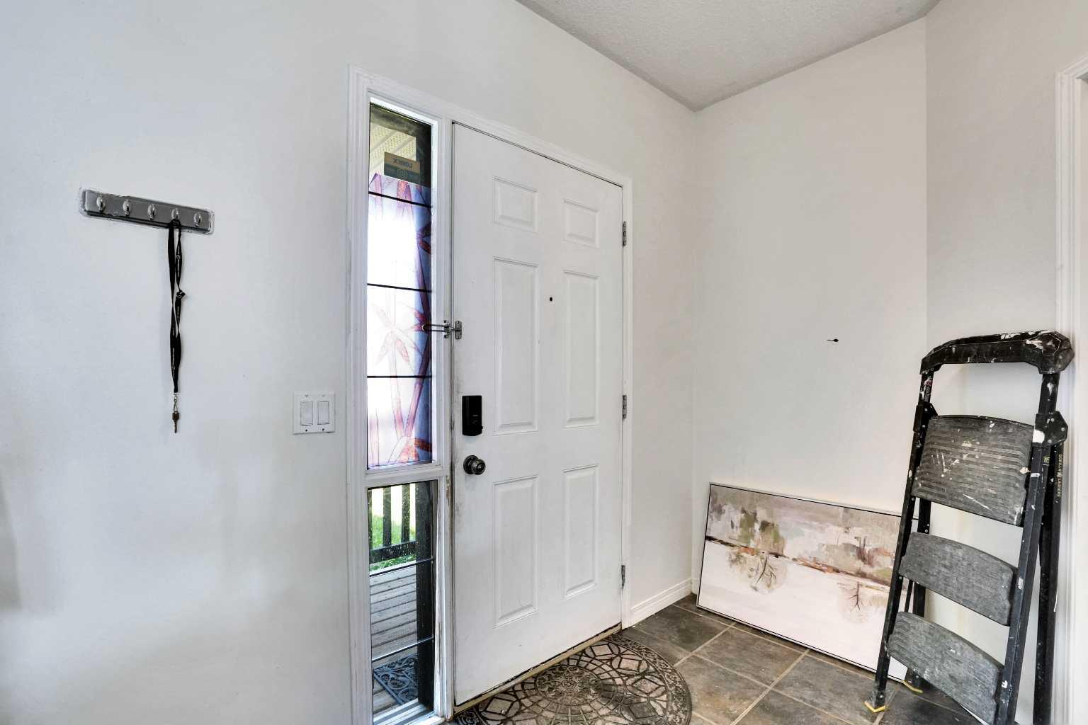 531 Stonegate Road NW