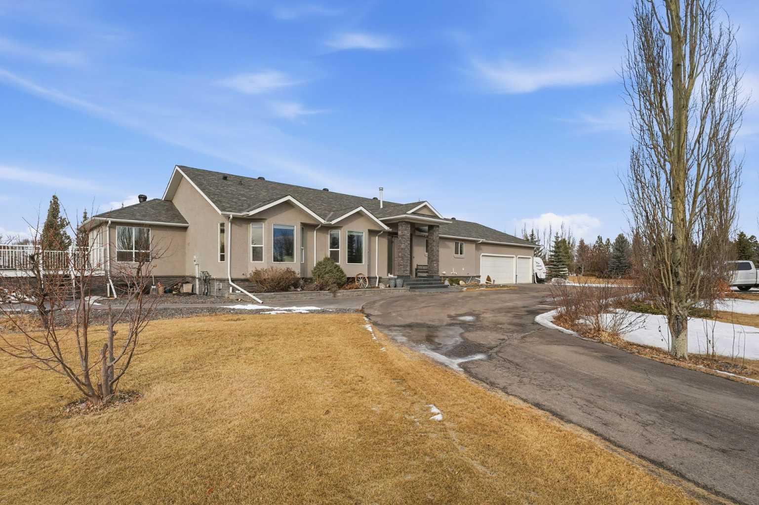 24 Silvertip Drive