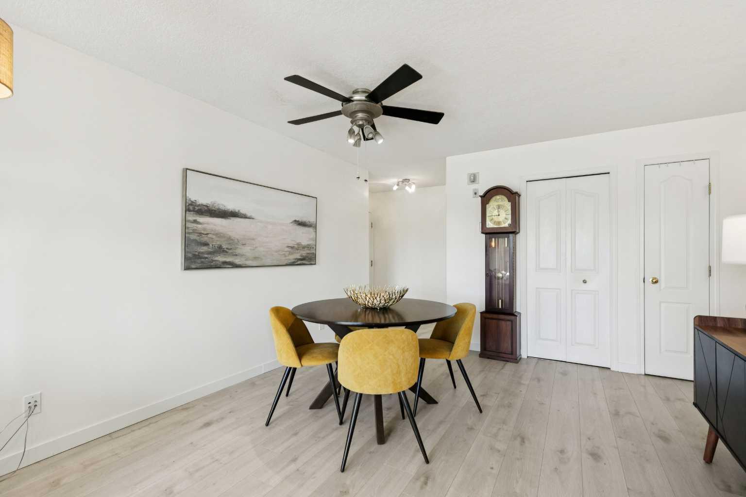 6102 Valleyview Park SE 102