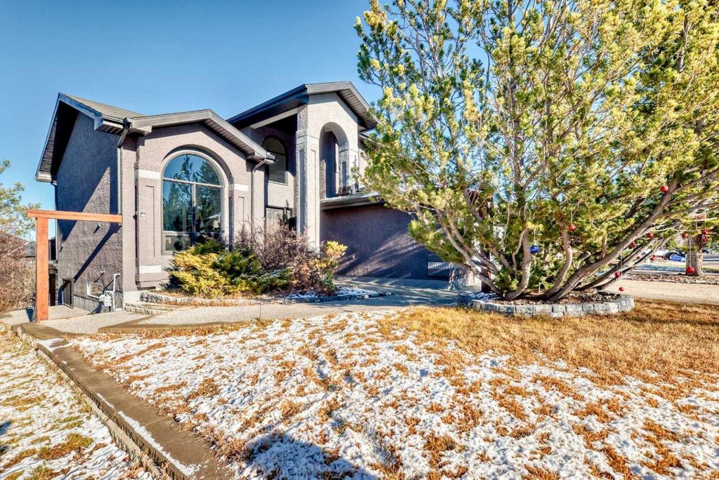 Photo of 1396 Shawnee Road SW, Calgary, AB T2Y 2H1 (MLS # A2271876)